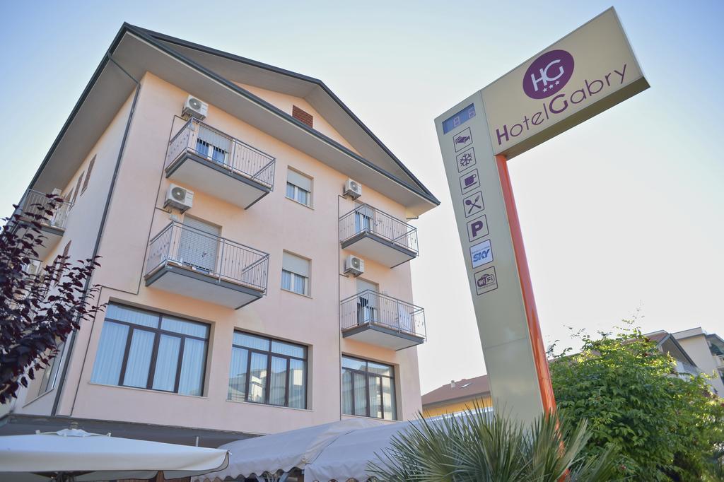 Hotel Gabry Cervia Zewnętrze zdjęcie